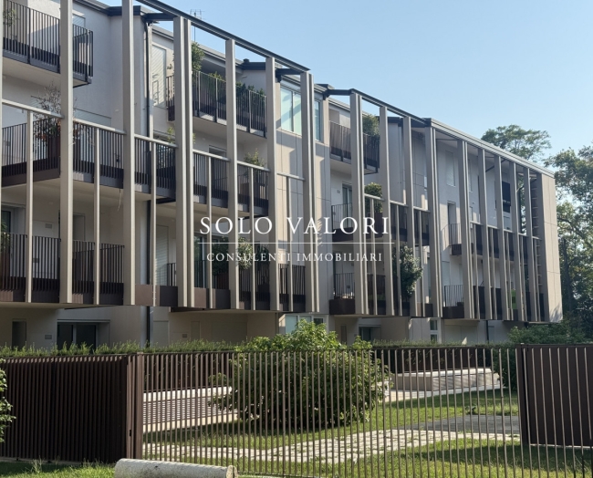 Elegante Appartamento al secondo piano - Rif. A960