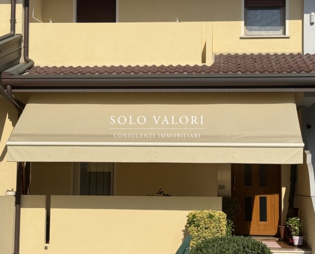 Villetta a schiera in centro a Castelfranco Veneto - Rif. B500